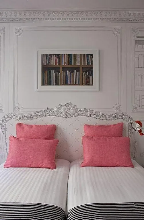 Joyce - Astotel 3* Paris